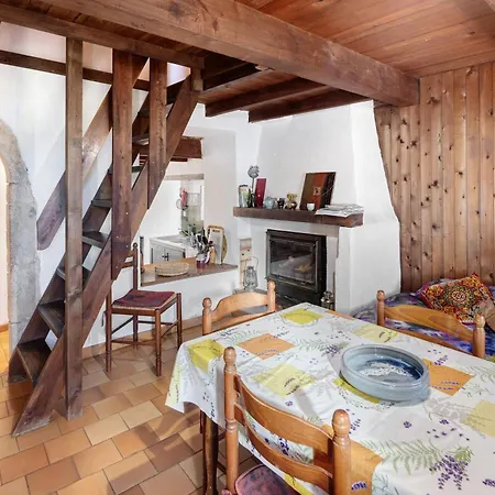 Сasa de vacaciones Maison Larzac Cevennes Grand Campestre-et-Luc